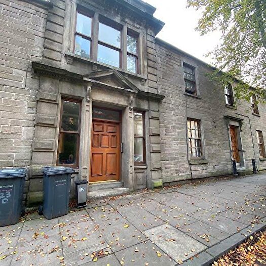 2 Bedroom Flat To Rent In Perth Road, West End, Dundee, DD1