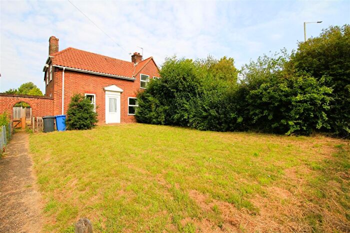 4 Bedroom Property To Rent In Mile Cross Road, Norwich, NR3