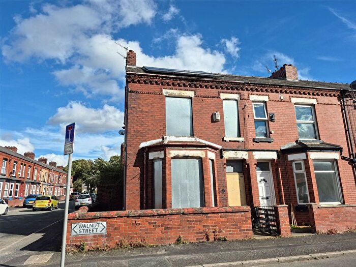 2 Bedroom End Of Terrace House For Sale In Walnut Street, Manchester, Greater Manchester, M18
