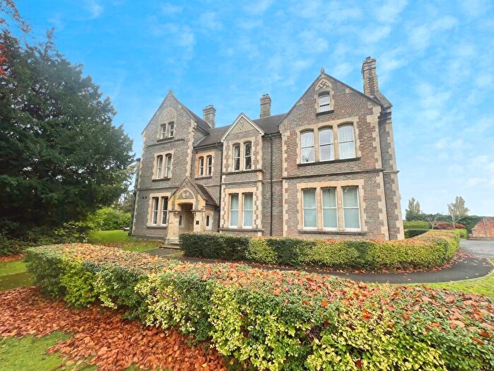 2 Bedroom Flat To Rent In Sherborne Road, Basingstoke, RG21