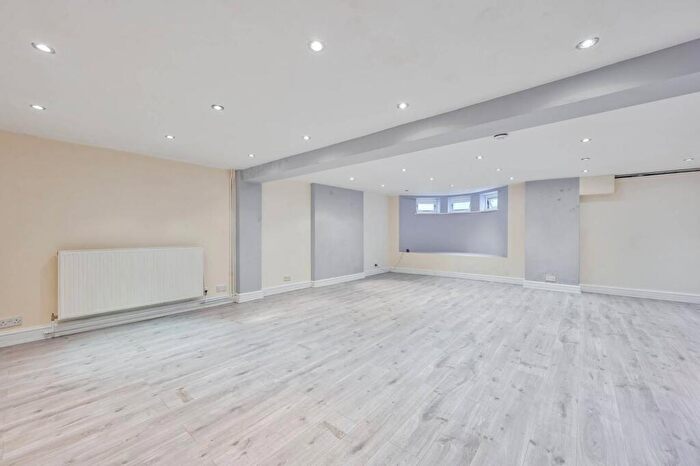 6 Bedroom House To Rent In Belmont Hill, Lewisham, London, SE13