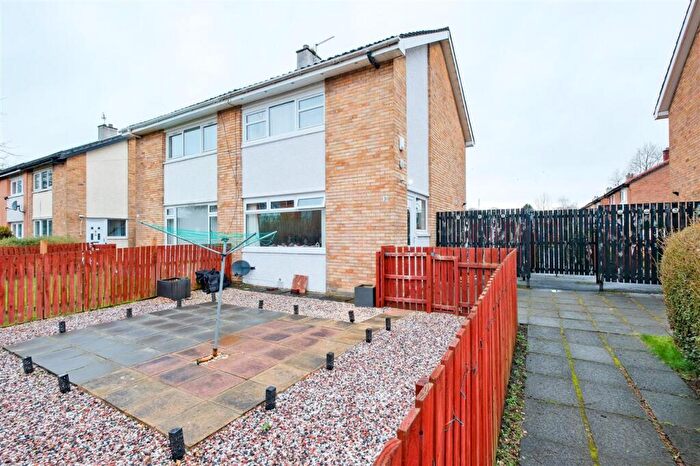 2 Bedroom Semi Detached House For Sale In Carntyne Path, Carntyne, G32