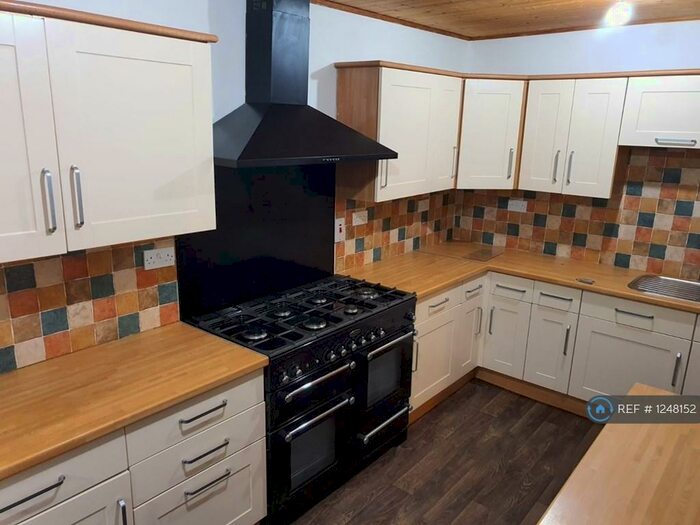 3 Bedroom Semi-Detached House To Rent In Austerby, Bourne, PE10