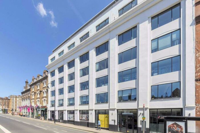 3 Bedroom Flat To Rent In Kentish Town Road, Kentish Town, NW1