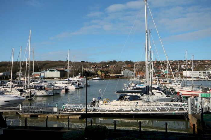 2 Bedroom Apartment To Rent In Cavalier Quay, East Cowes, PO32