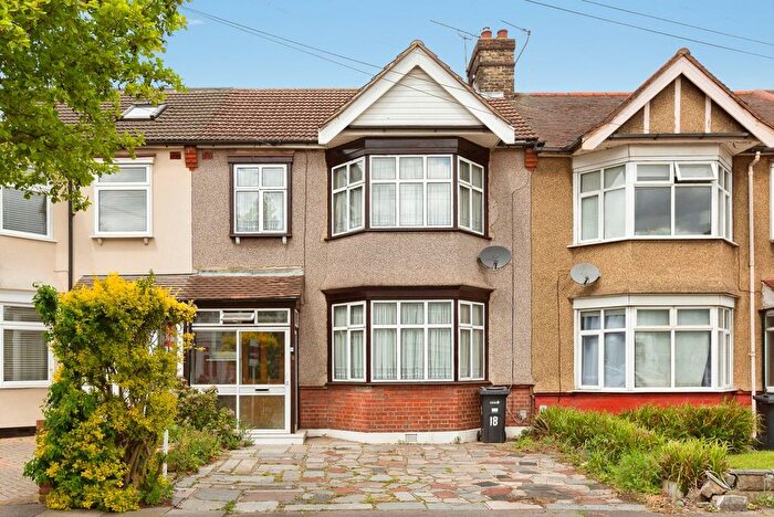 4 Bedroom Terraced House For Sale In St. Edmunds Road, Ilford, Essex, IG1