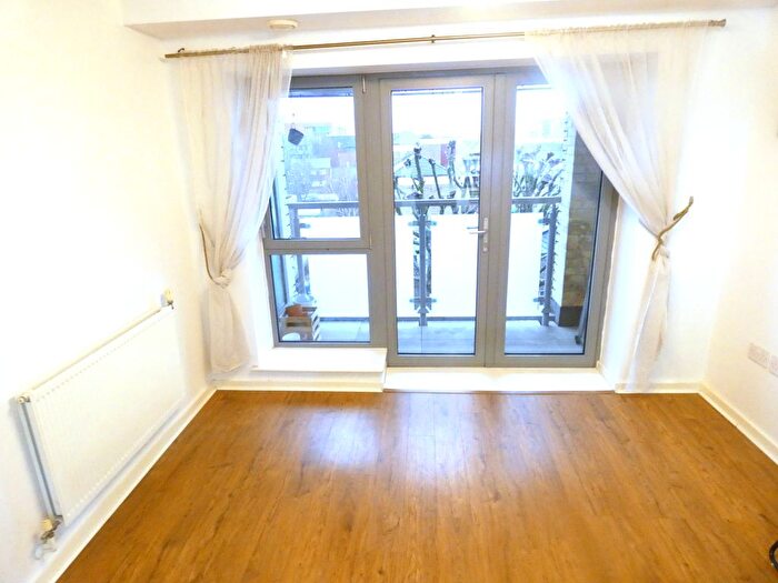 2 Bedroom Flat To Rent In Clement Atlee House Cardigan Road, Bow, E3