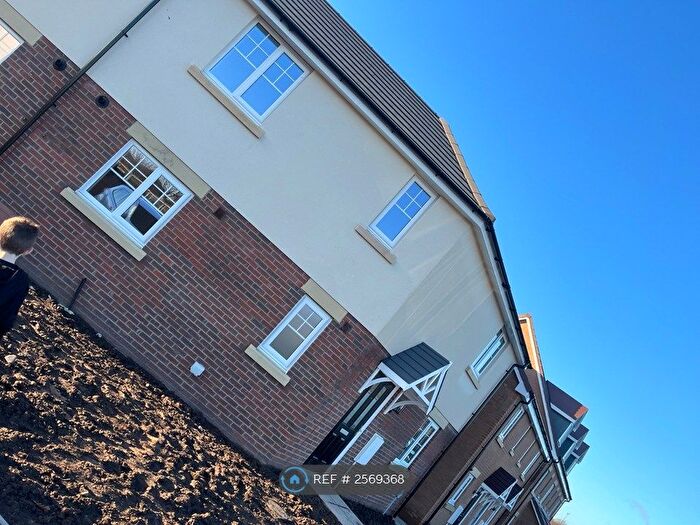 3 Bedroom Semi-Detached House To Rent In Monarch Avenue, Hoghton, Preston, PR5