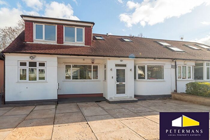 5 Bedroom Semi-Detached Bungalow To Rent In Highview Gardens, Edgware, HA8