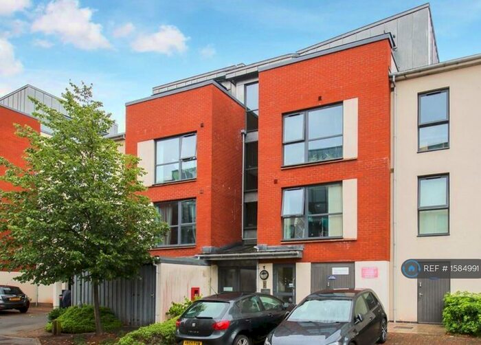 2 Bedroom Flat To Rent In Paxton Drive, Bristol, BS3