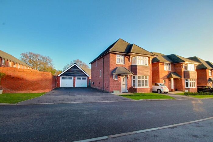 4 Bedroom Detached House For Sale In Campbell Mead, Haywards Heath, RH17