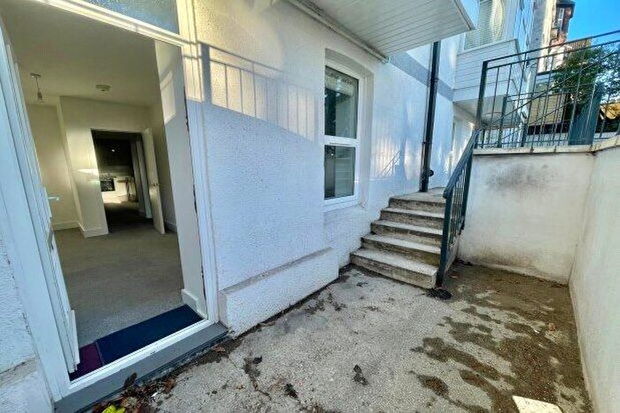 2 Bedroom Flat To Rent In Christchurch Road, Bournemouth, BH1
