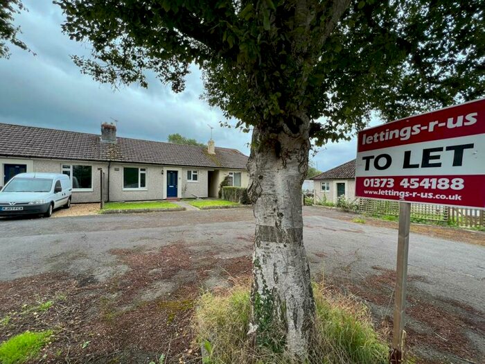1 Bedroom Semi-Detached Bungalow To Rent In St Johns Road, Frome, Somerset, BA11
