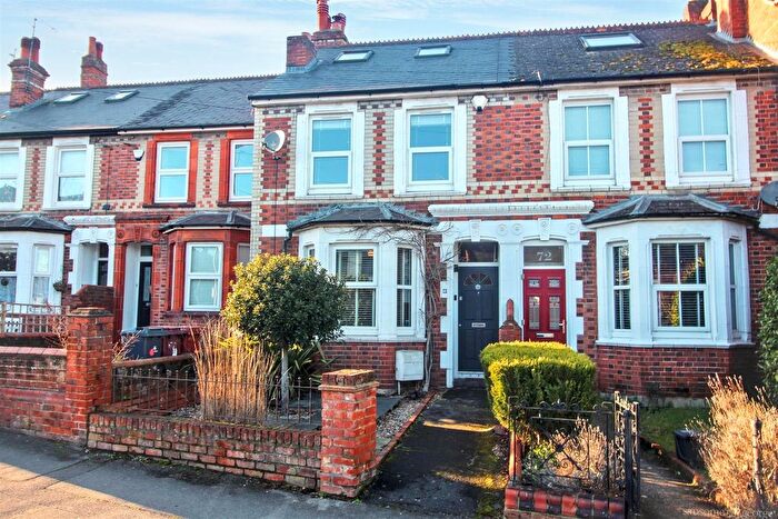 3 Bedroom Terraced House For Sale In Grovelands Road, Reading, RG30