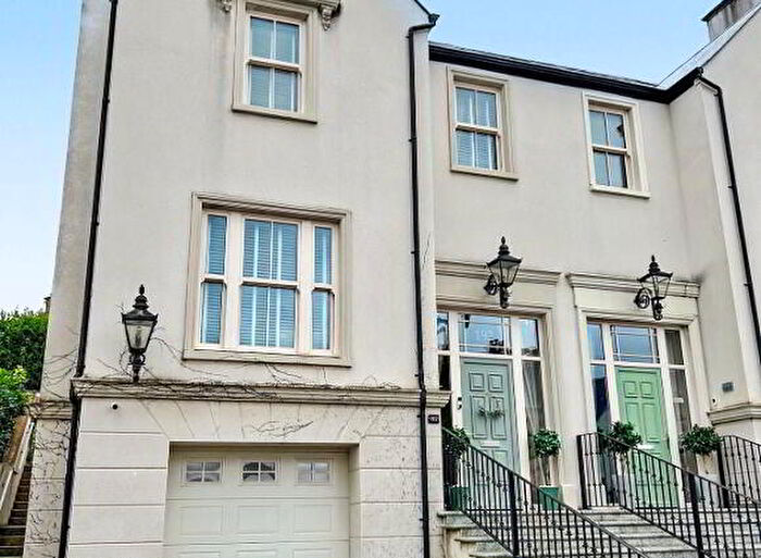 4 Bedroom Semi-Detached House For Sale In Barleyfields, Derry/Londonderry, BT48