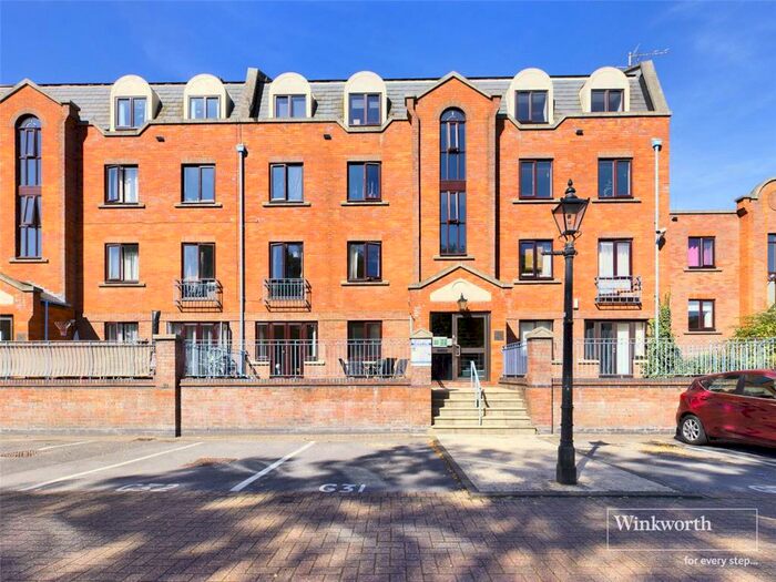 2 Bedroom Apartment To Rent In Greys Court, Sidmouth Street, Reading, Berkshire, RG1