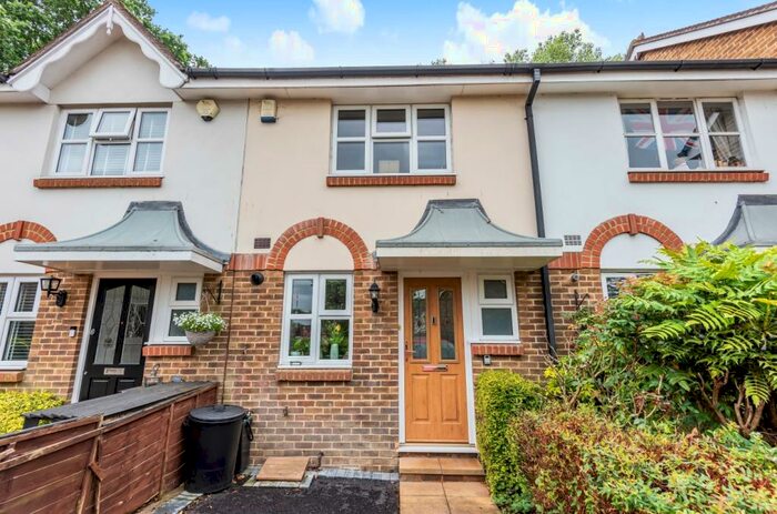 2 Bedroom Terraced House To Rent In Kingsley Mews Chislehurst, BR7