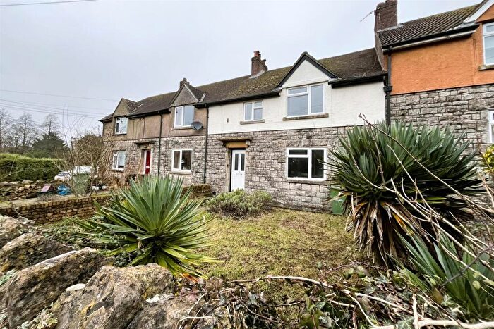 3 Bedroom Terraced House For Sale In Updating | Large Garden | Shepton Mallet, BA4
