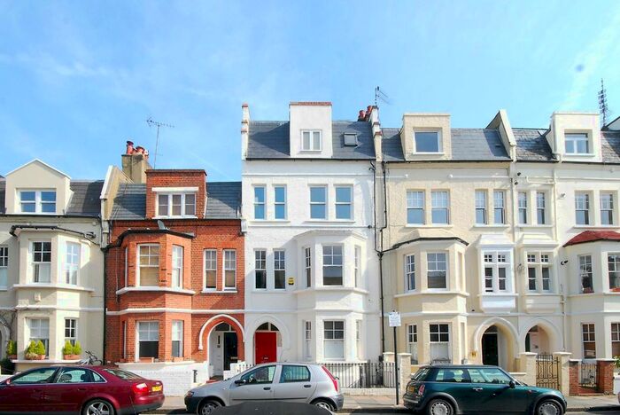 1 Bedroom Flat To Rent In Dancer Road, Parsons Green, London, SW6