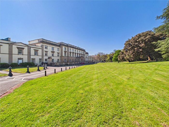 1 Bedroom Apartment For Sale In Bath Road, Bristol, BS4
