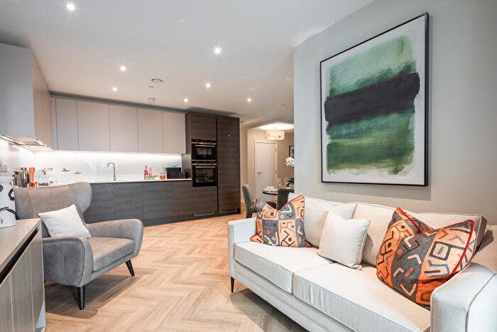 1 Bedroom Apartment For Sale In Carlton Vale London, NW6