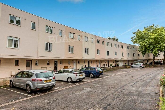 5 Bedroom Flat To Rent In Penderyn Way, N7