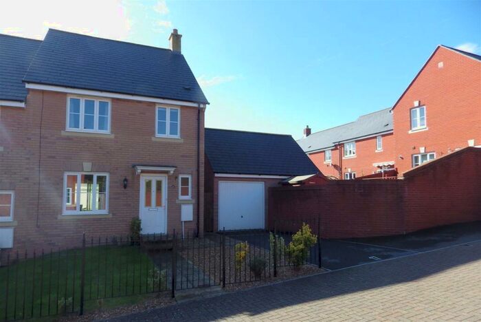 3 Bedroom Semi-Detached House To Rent In Bathern Road, Exeter, EX2