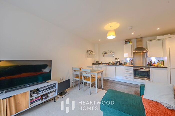 2 Bedroom Flat To Rent In Charrington Place, St. Albans, AL1