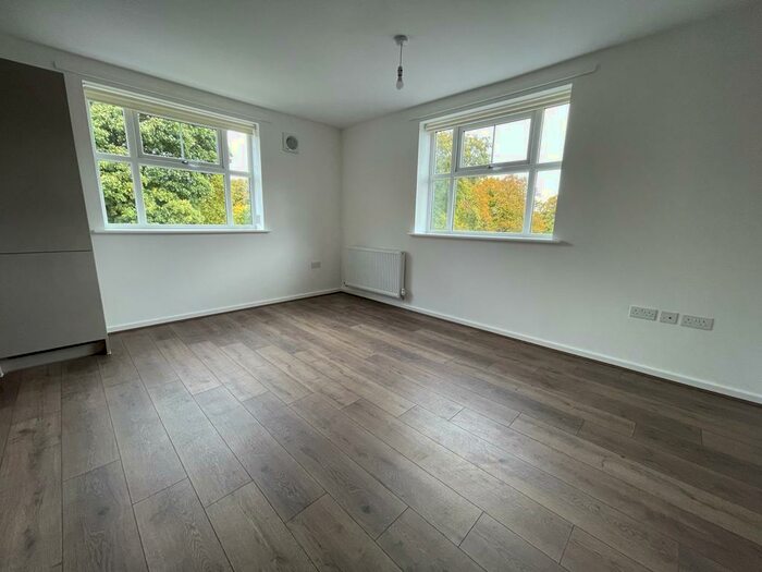 2 Bedroom Apartment To Rent In Indigo Court, Bath Lane, Mansfield, Nottinghamshire, NG18