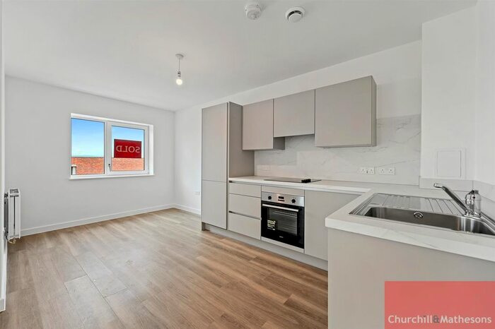 1 Bedroom Flat To Rent In Beechcroft Road, London, SW17
