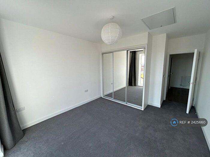 1 Bedroom Flat To Rent In Dower Court, Wokingham, RG40