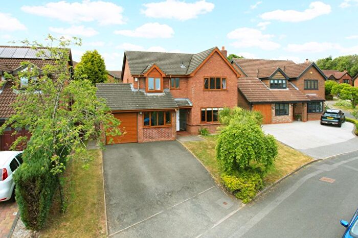 4 Bedroom Detached House For Sale In Walsh Close, Priorslee, Telford, TF2