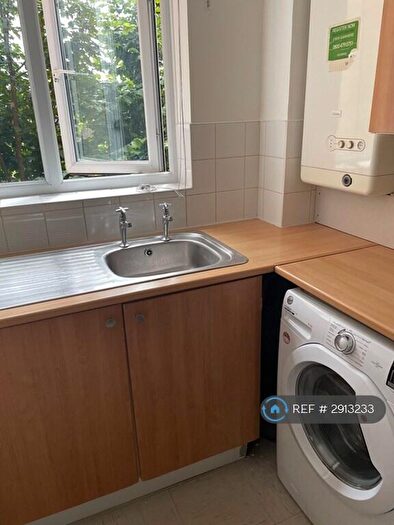 1 Bedroom Flat To Rent In Barbot Close, London, N9