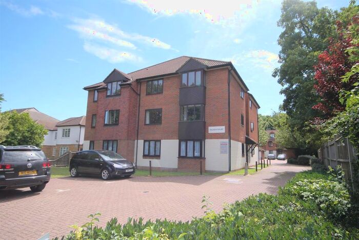 1 Bedroom Flat To Rent In Denmark Road, Carshalton, SM5