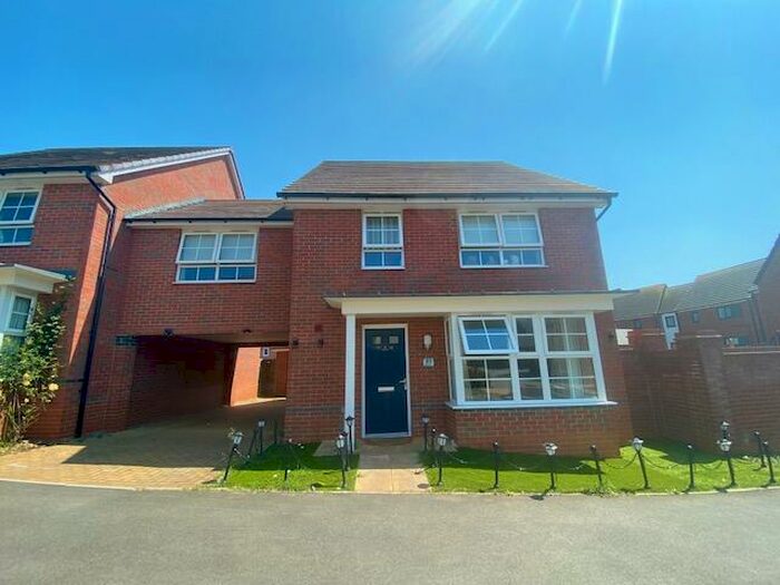 4 Bedroom House To Rent In Tiberius Drive, Fairfields, Milton Keynes, MK11