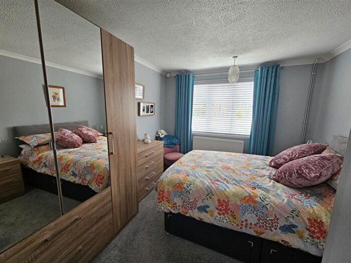 2 Bedroom Detached Bungalow For Sale In Deansgate, Pleasley, Mansfield, NG19