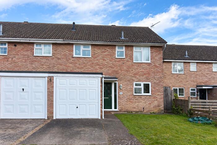 4 Bedroom Semi-Detached House For Sale In Lark Road, Mildenhall, Bury St. Edmunds, IP28