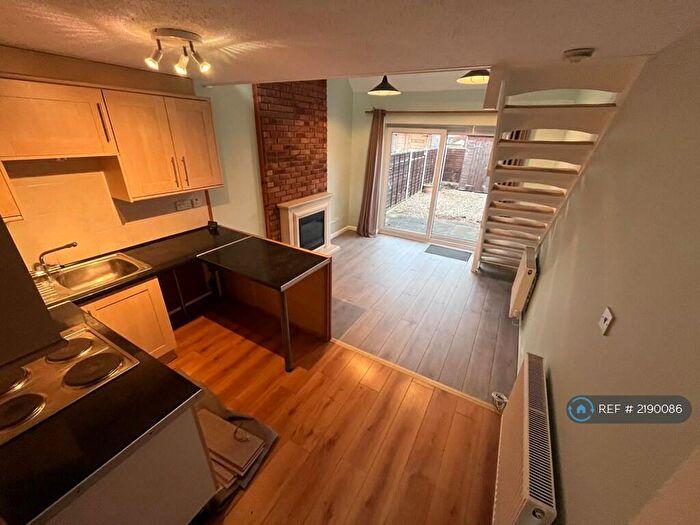 1 Bedroom Terraced House To Rent In Foxtail Close, Stratford-Upon-Avon, CV37