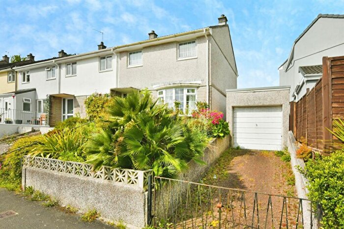 3 Bedroom Terraced House For Sale In Spencer Gardens, Saltash, PL12