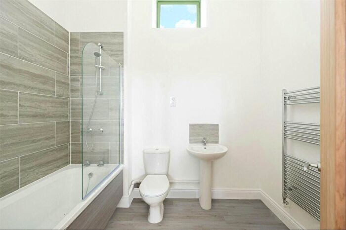 2 Bedroom Barn Conversion For Sale In Exeter, Devon, EX5