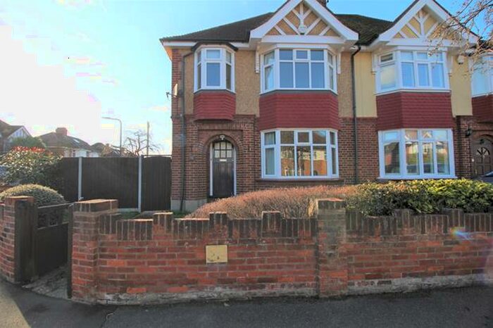 3 Bedroom Semi-Detached House To Rent In Phillpotts Avenue, Bedford, MK40
