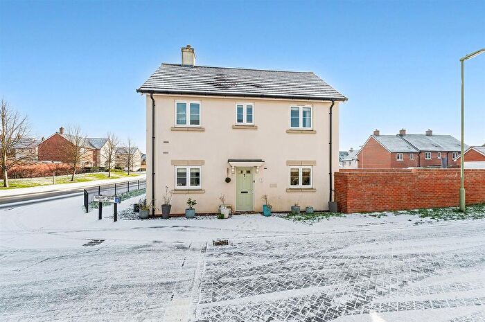 3 Bedroom Property For Sale In Mercury Drive, Andover, SP11