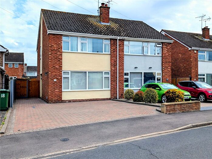 3 Bedroom Semi-Detached House For Sale In Apple Tree Close, Kidderminster, Worcestershire, DY10