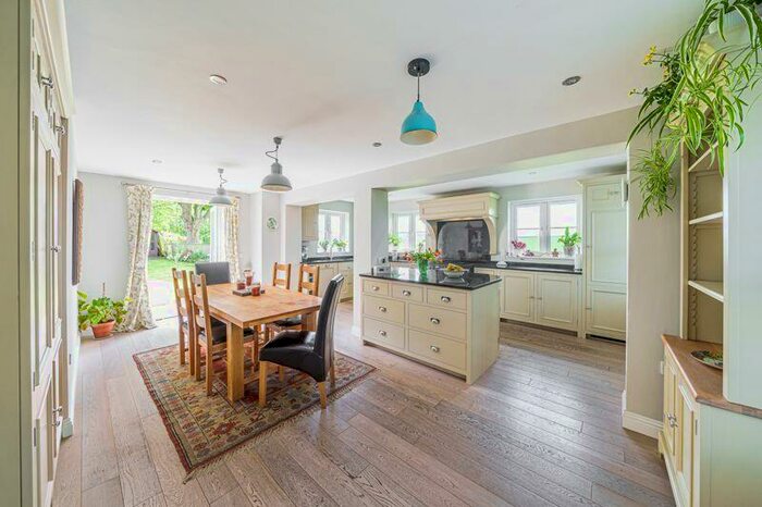 5 Bedroom Detached House To Rent In Willow View, Charlton Down, DT2