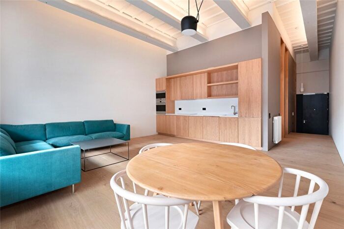 1 Bedroom Flat To Rent In Carnwath Road, London, SW6