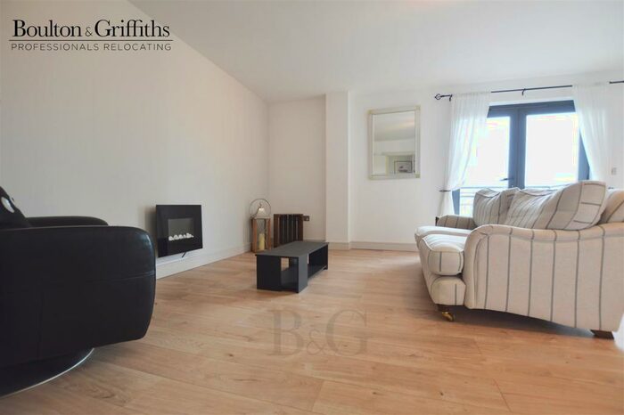 2 Bedroom Apartment To Rent In Galleon Way, Cardiff Bay, CF10