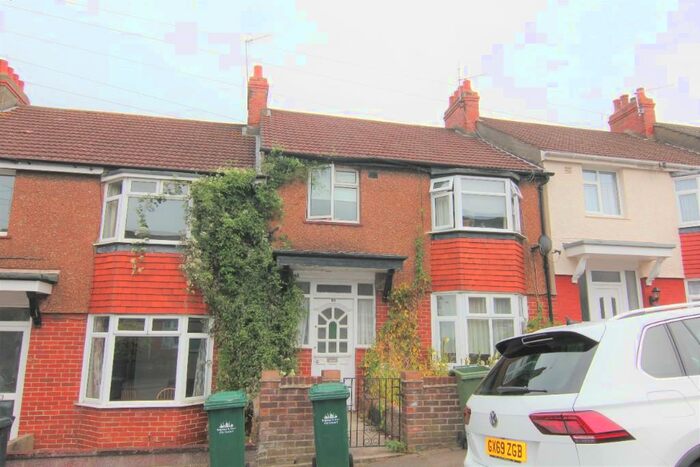 1 Bedroom Flat To Rent In Kimberley Road, BN2