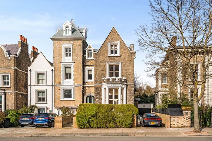 2 Bedroom Flat For Sale In Carlton Hill, St Johns Wood, NW8