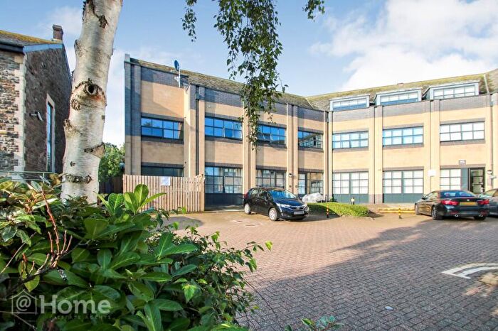 1 Bedroom Flat For Sale In Marr House, The Square, Lower Bristol Road, Bath, Somerset, BA2