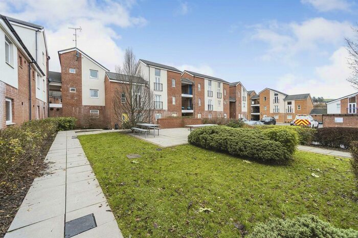 1 Bedroom Flat For Sale In Clos Cwm Golau, Merthyr Tydfil CF47